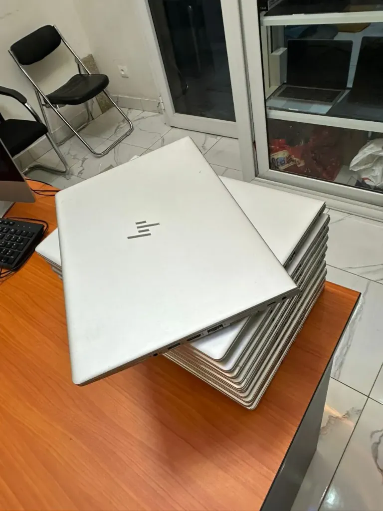 Hp elitebokk ECRAN TACTILE